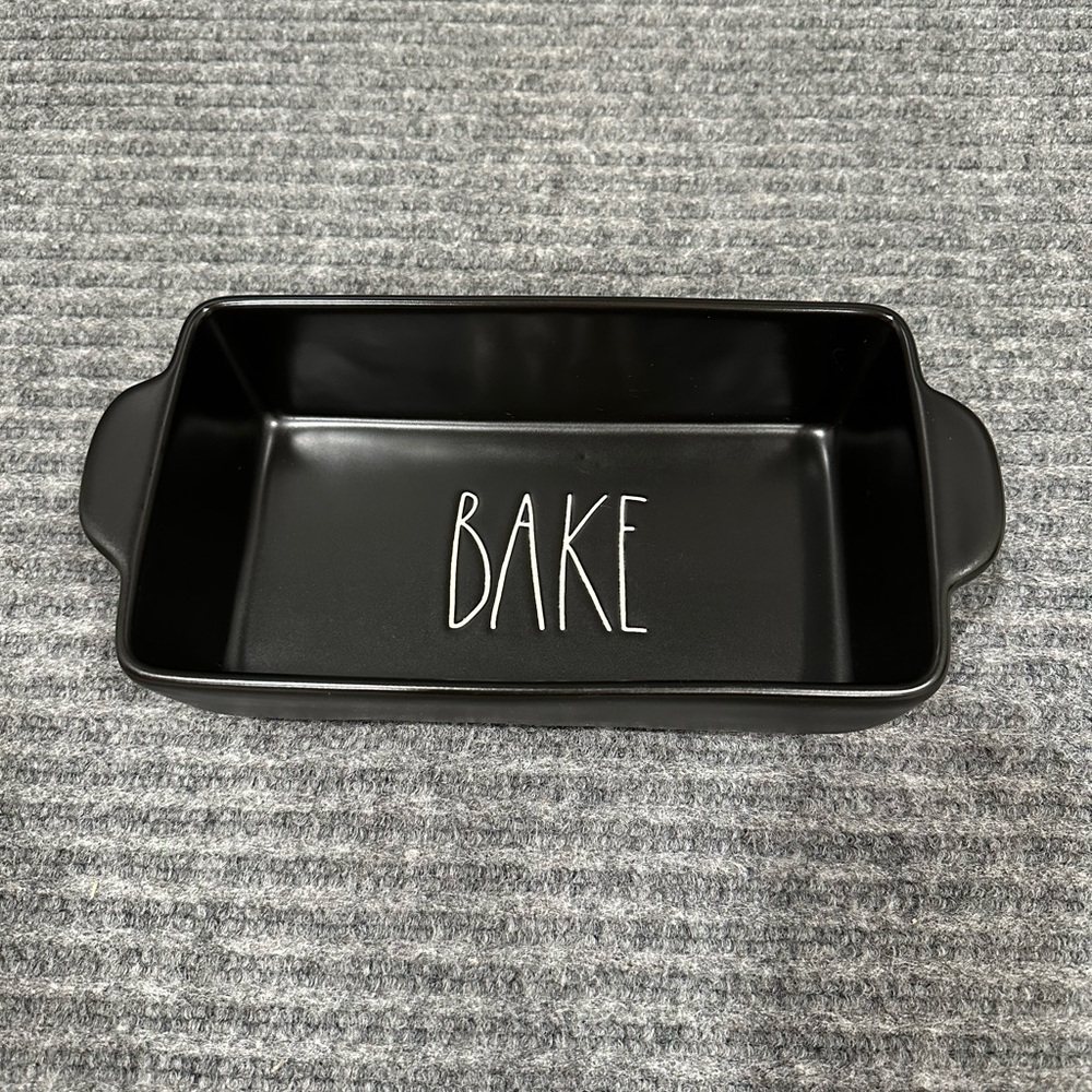 Rae Dunn “bread” pan!